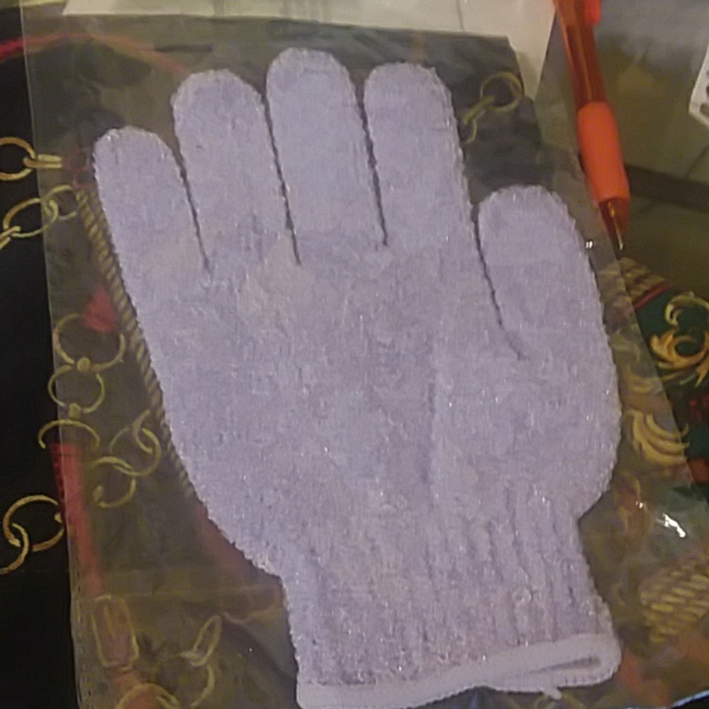 Bath & shower glove